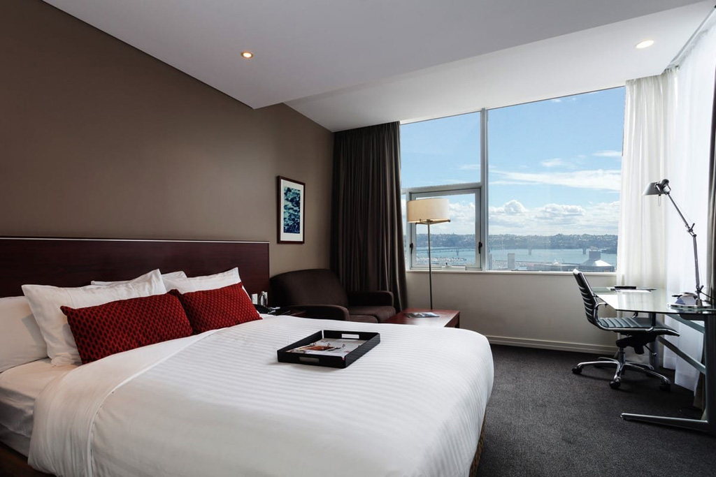 Premium Harbor View King Guest Room at Rydges Auckland, New Zealand