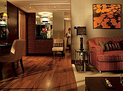 Jumeirah Carlton Tower Luxury Suite