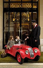 Hotel Plaza Athenee, Paris