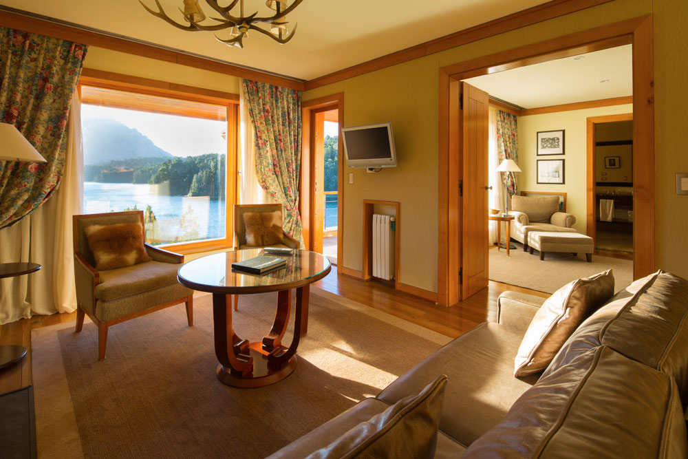 Lago Moreno De Lujo Suite at LLao LLao Hotel 