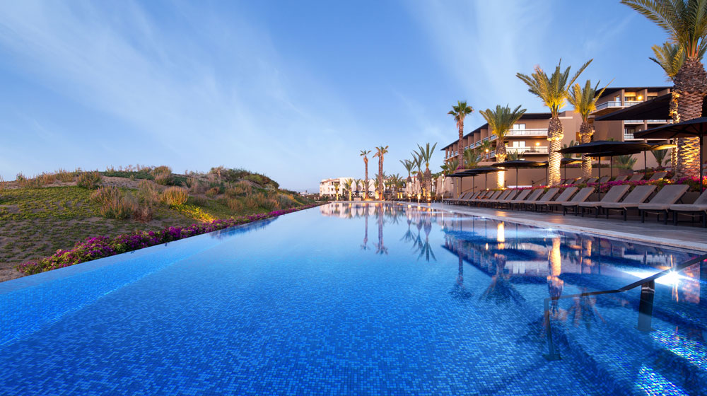 Pool at JW Marriott Los Cabos