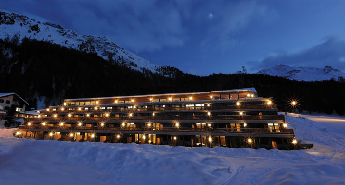 Nira Alpina