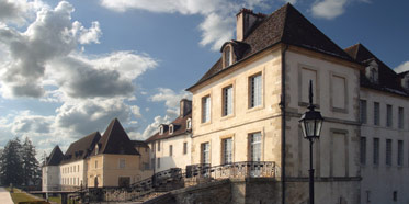 Chateau De Gilly
