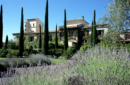 Le Chateau Du Domaine St Martin