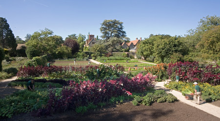Le Manoir Aux Quat Saisons