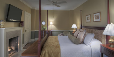 Woodlands Resort and Inn