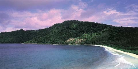Hotel Exterior / Nai Harn Bay