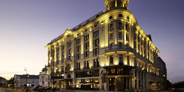 Hotel Bristol Warsaw Exterior Night
