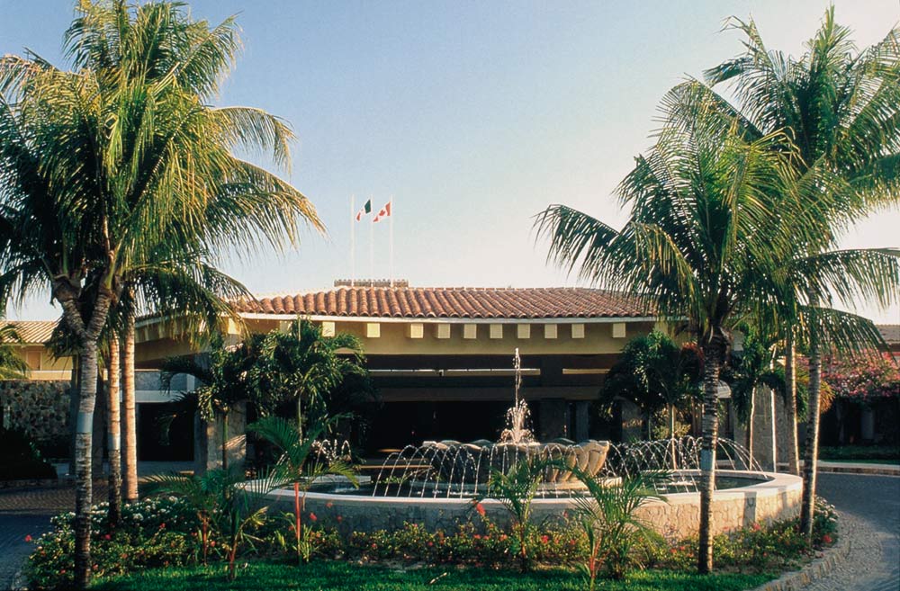 Fairmont Pierre Marques Exterior, Acapulco, Mexico Fairmont Pierre Marques Exterior, Acapulco, Mexico