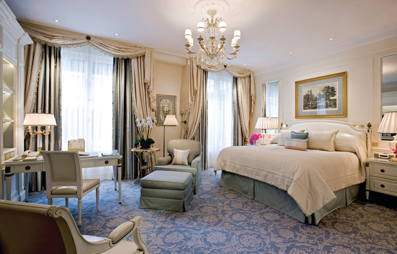 Four Seasons Hotel George V Paris Deluxe Room 1 King Bed Four Seasons Hotel George V Paris Deluxe Room 1 King Bed