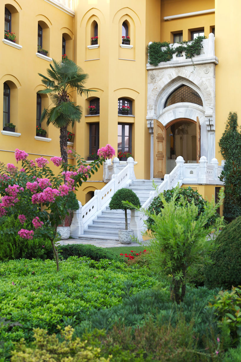 Four Seasons Hotel Istanbul at Sultanahmet Four Seasons Hotel Istanbul at Sultanahmet