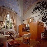 Bi-Level Suite