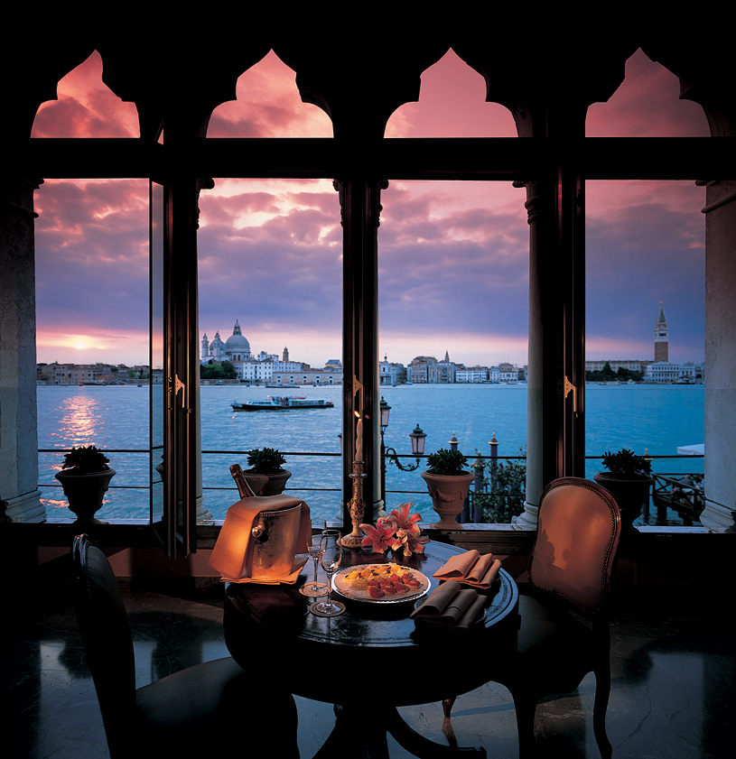 Hotel Cipriani and Palazzo Vendramin