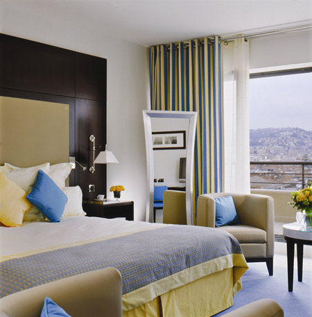 Luxury hotel bedroom interior design 