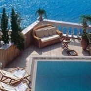 POOL SUITE
