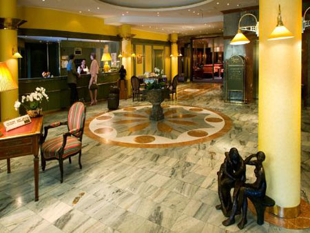 Golden Tulip Hotel Savoy