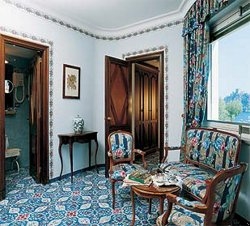 Room Room