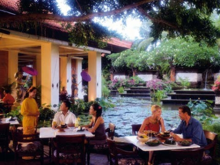 F and B Outlet