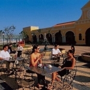 Dining - Sidewalk Cafe