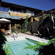 Willows Lodge
