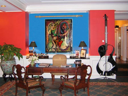 Canterbury Hotel
