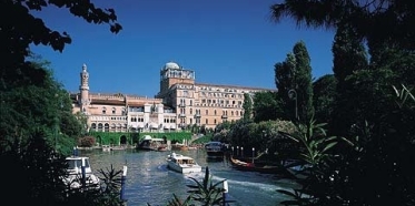 Exterior and Port