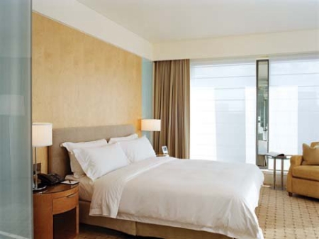 Executive Suite Bedroom