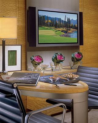 Four Seasons Hotel Hong Kong