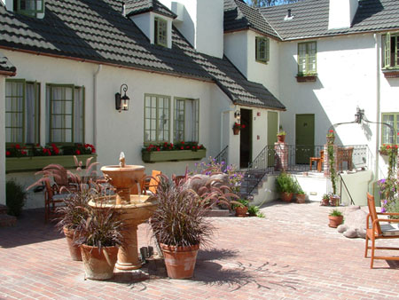 L'Auberge Carmel