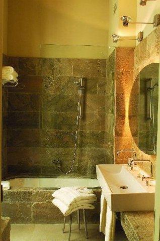 Neri Hotel