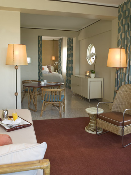 The Raleigh Hotel