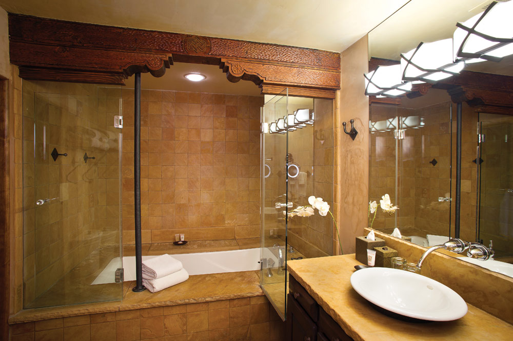 El Monte Sagrado Living Resort and Spa