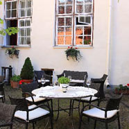 The Three Sisters Hotel