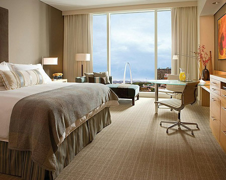 Four Seasons Hotel St. Louis