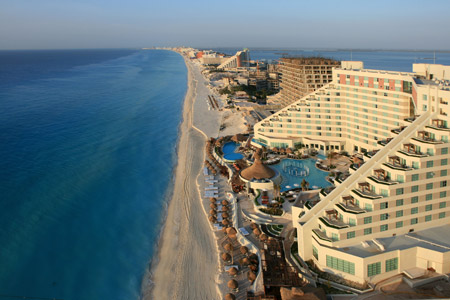 ME Hotel Cancun