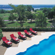 Loews Le Concorde Hotel