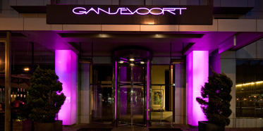 http://www.fivestaralliance.com/files/fsa/nodes/2010/13586/13586_0_gansevoortmeatpackingnyc_fsa-xl.jpg