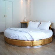Diamond Deluxe Hotel 