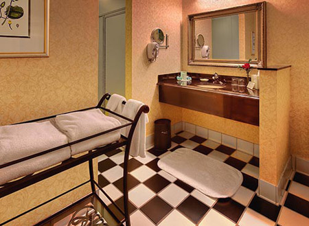 French Quarter Inn