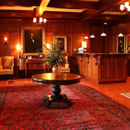 Delafield Hotel