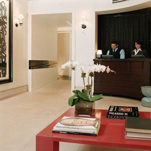 The City Club Hotel