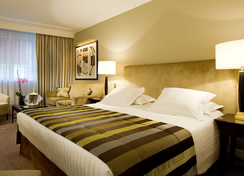 Warwick Champs Elysees Hotel
