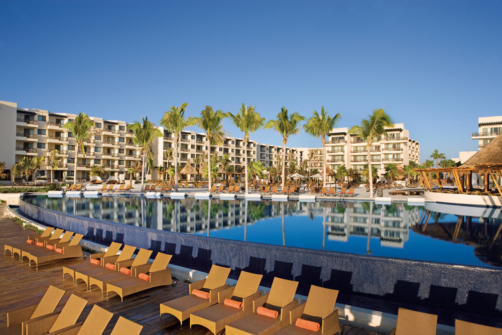 Pool at Dreams Riviera Cancun Resort and Spa Pool at Dreams Riviera Cancun Resort and Spa