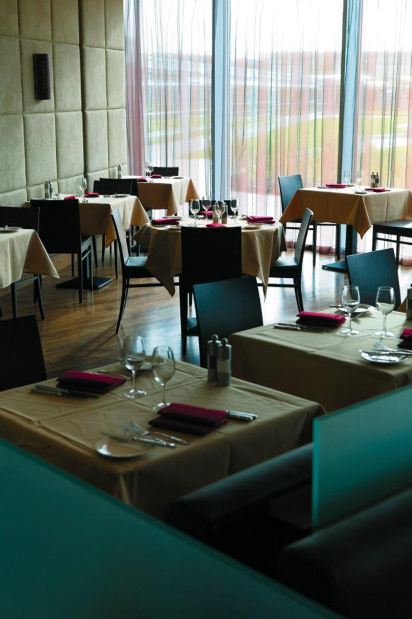 Radisson Blu Hotel London Stansted Airport
Radisson Blu Hotel London Stansted Airport