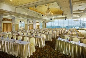 Royal Plaza Hotel