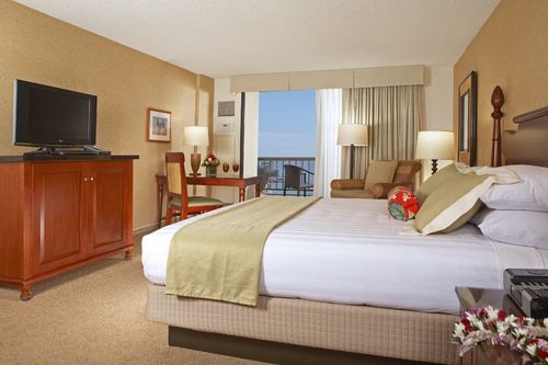 Hyatt Regency Waikiki Beach Resort and Spa Hyatt Regency Waikiki Beach Resort and Spa