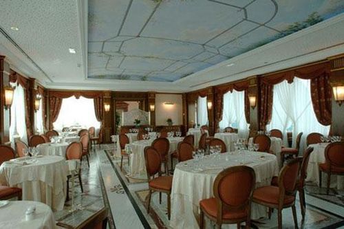 Andreola Central Hotel