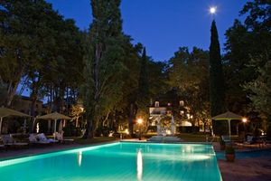 Hostellerie Les Frenes Hostellerie Les Frenes