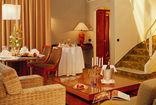 Sheraton Palace Hotel