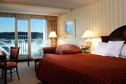 Sheraton On the Falls Hotel